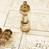 Prowadzenie masy w układach lampowych