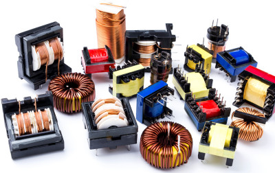 Transformatory do różnych aplikacji