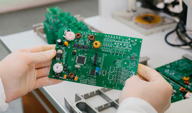 Błyskawiczna walidacja projektu PCB - przepis na zgodność z regułami DFM