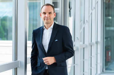 Fotografia 1. Ralf Bühler, od 2021 roku dyrektor generalny firmy Conrad Electronic (fot. Daniel Tkatsch)