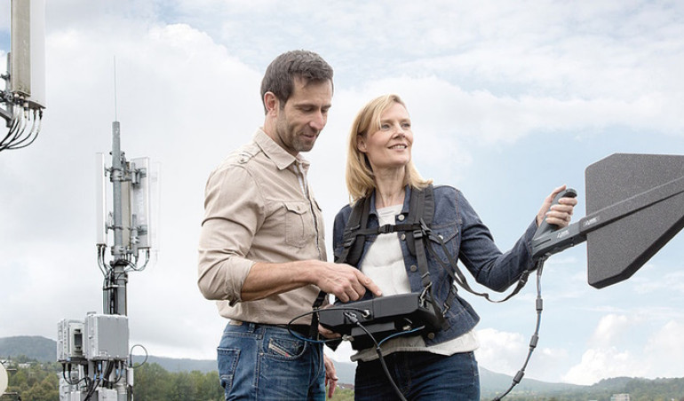 Analizator widma i sygnałów IDA 2