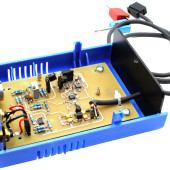 Generator analogowy 1 kHz. Źródło fali sinusoidalnej o ultraniskich zniekształceniach