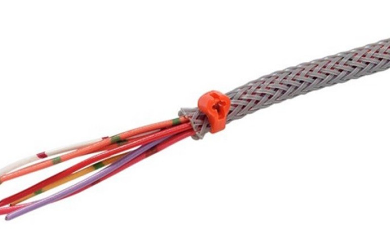 Pleciony oplot kablowy CPS4B-100-CV0 - profesjonalna ochrona wiązek przewodów w instalacjach