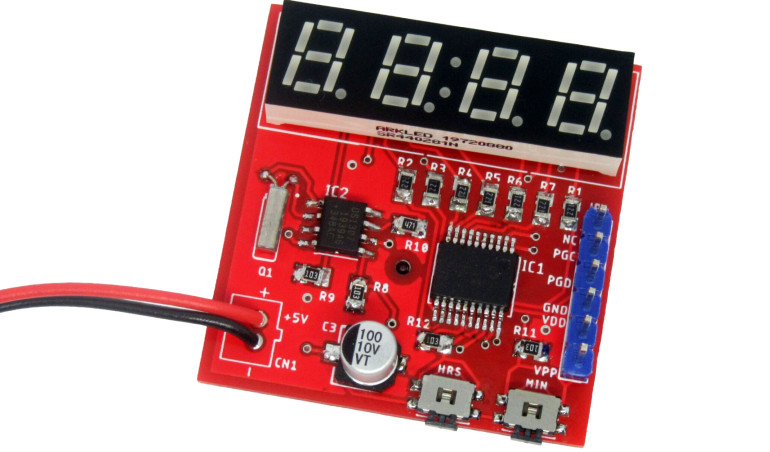 7-segmentowy mini zegar wykorzystujący PIC16F628A i DS1307 RTC