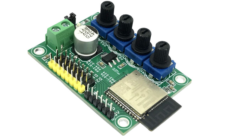 Kontroler ramienia robotycznego wykorzystujący bezprzewodowego pada z konsoli PS3