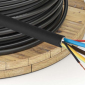 Dedykowany kabel do ładowania pojazdów elektrycznych AK-SC-E24 firmy Akyga