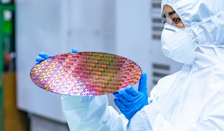 Przełączniki PCIe 6.0 w technologii 3 nm ograniczają pobór mocy w centrach danych