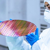 Przełączniki PCIe 6.0 w technologii 3 nm ograniczają pobór mocy w centrach danych